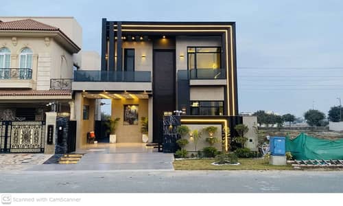 10 Marla Luxury House for Sale | Prime Location Phase 7, 150 ft Road