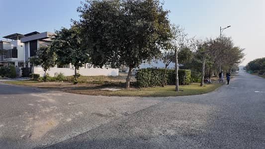 Near to 70 feet Road Corner Residential Plot Of 1 Kanal In DHA Phase 6 - Block M One to One Meeting