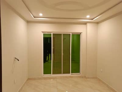 1 BEDROOM APARTMENT FOR RENT IN SECTOR E BAHRIA TOWN LAHORE