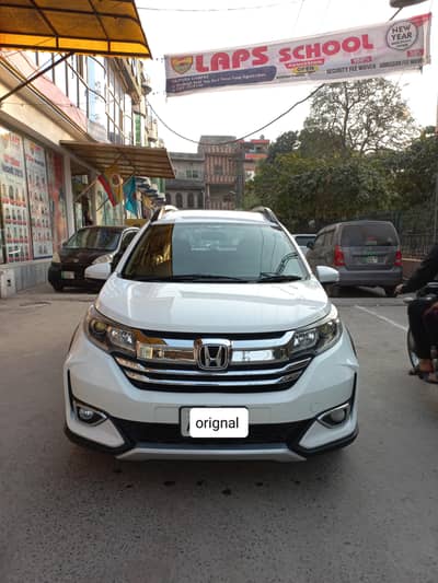 Honda BR-V S pakege  full option total genuine