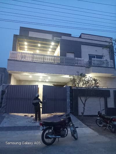 Brand New 10 Marla Lower Portion LDA Avenue 1 (Block M)