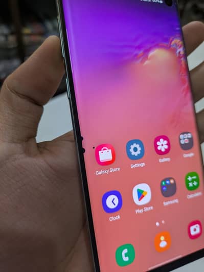 sumsung s10 DUAL Sim Pta 8/128 urgently sale