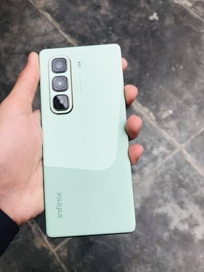 Infinix hot 50 pro plus 8/256