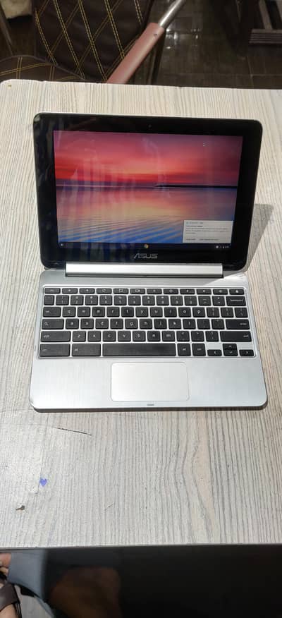Asus Touch Chromebook C100p