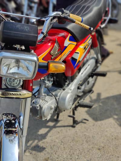 Honda cd70 2025