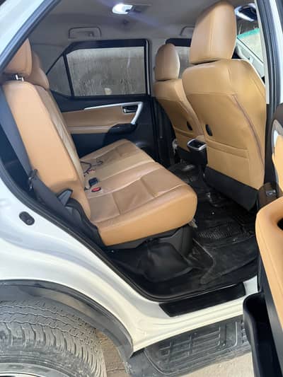 Fortuner V almost Brand new