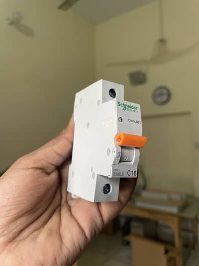 Schnider Doma braker