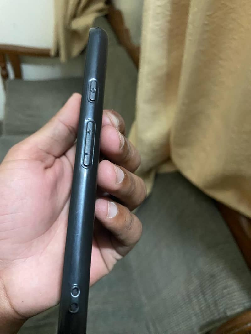 Google Pixel 4a patch proved 6/128 2