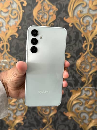 10/10 Condition l A16 Samsung Mobile For Sale l Also Change With Iphon