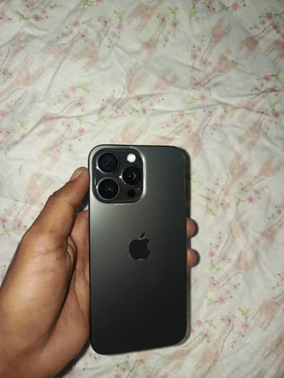 IPhone 15 Pro Max JV 256 GB box pack khud Lia tha condishon 10/10