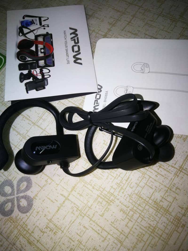 mpow flame bluetooth head set 1