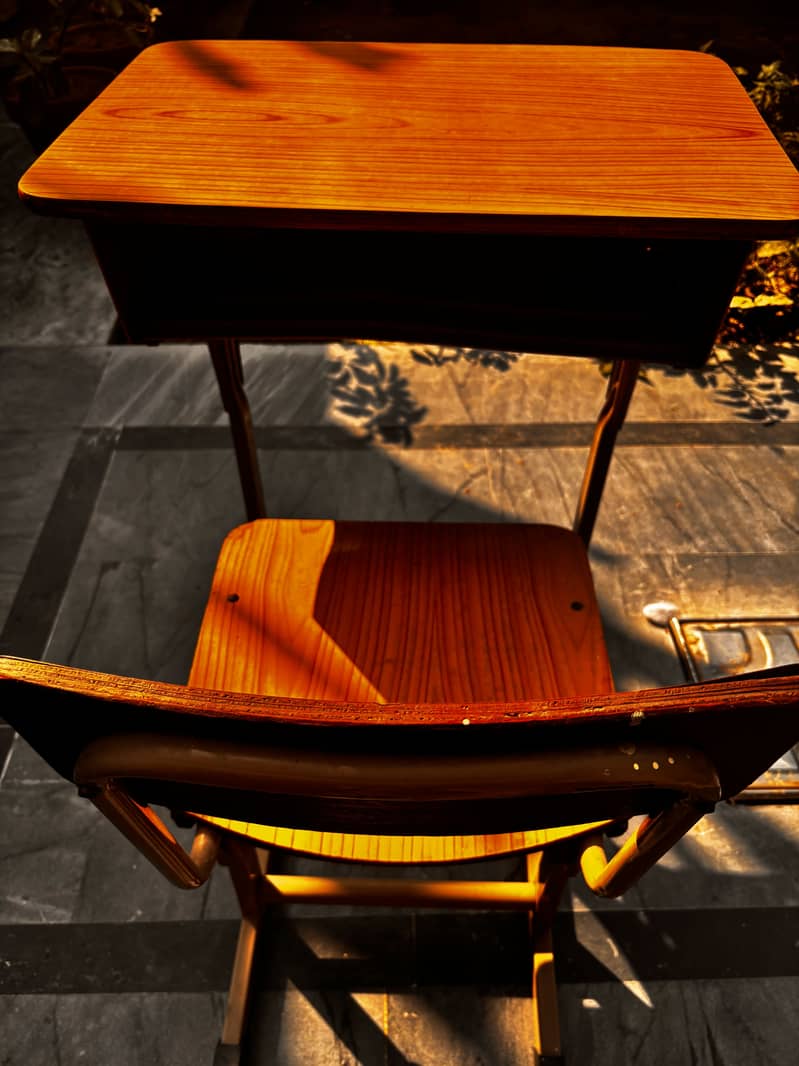 Study table & chair 4