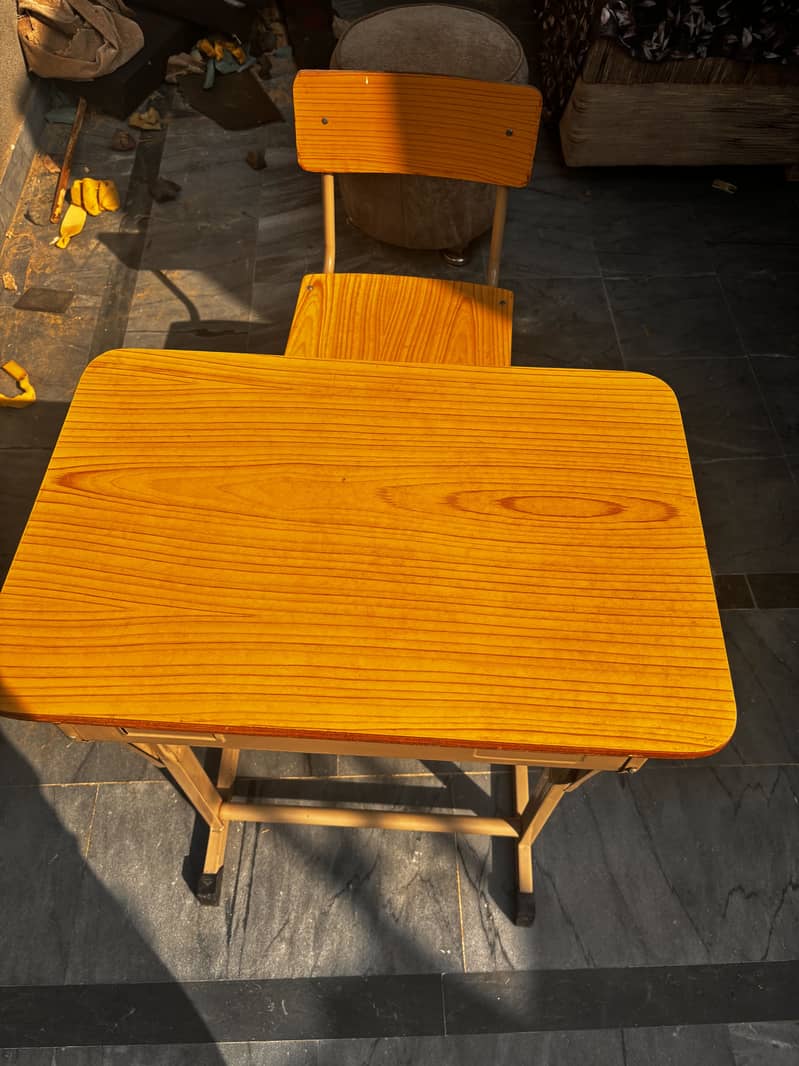 Study table & chair 5