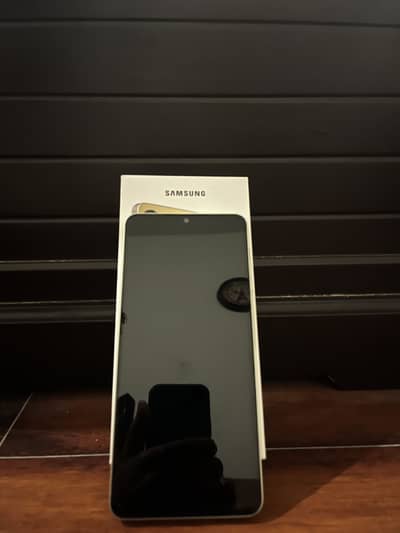 Samsung A06 only box opened