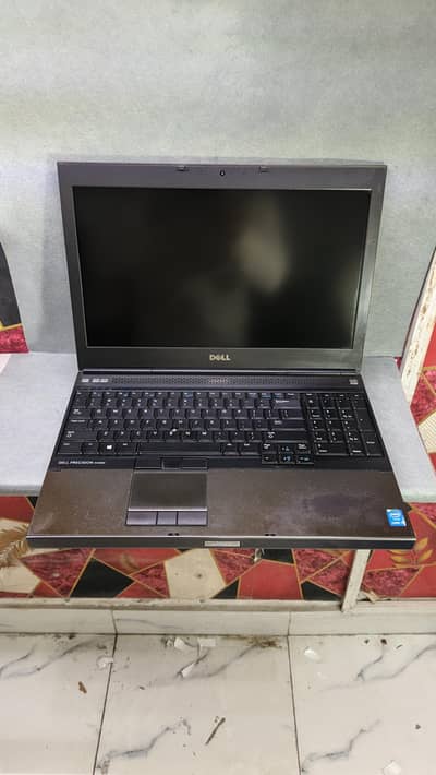 Dell Laptop Core i7 4GB Ram 128GB SSD Hard