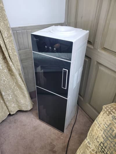 Canon Water Dispenser