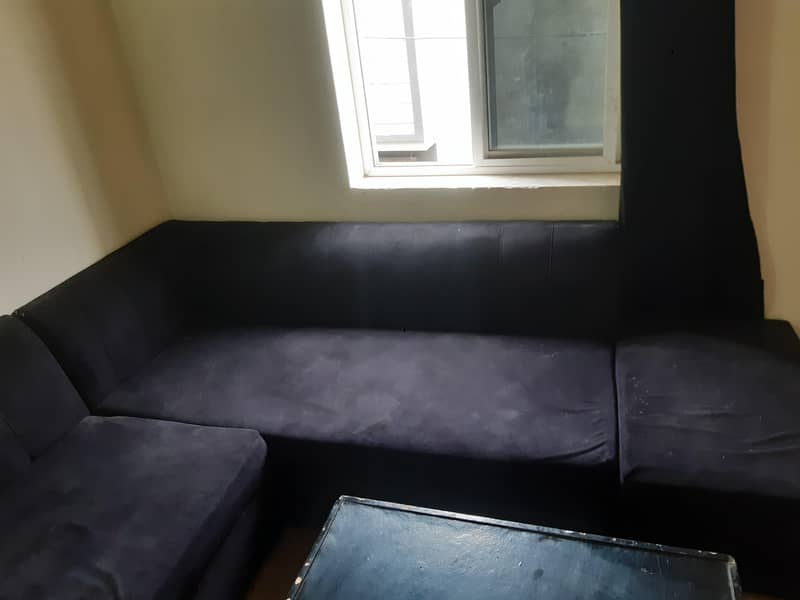 L shap sof with tabel 2