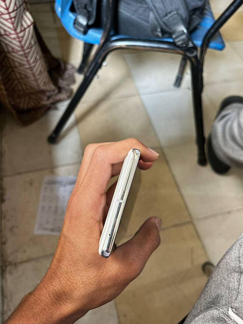 Google Pixel 7 pro 4