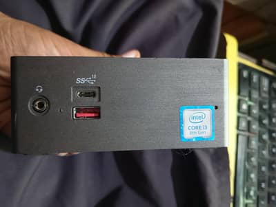 Gigabyte BRIX Mini PC - Core i3 (8th Gen) | 4K Media Center your TV
