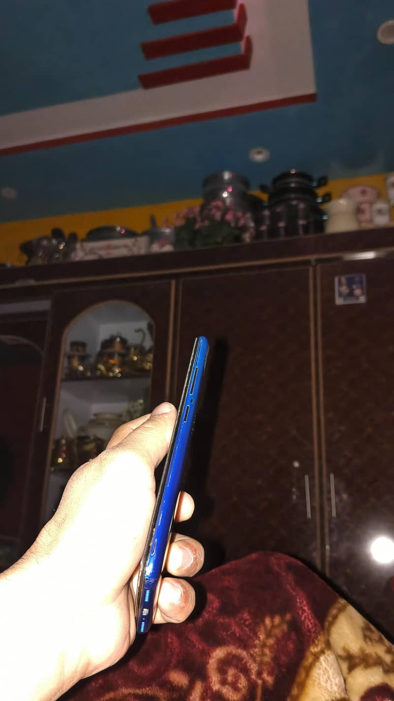 itel vision 2/32 1