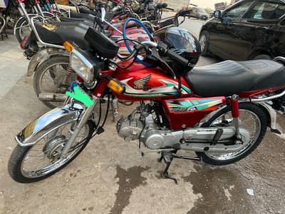 honda cd 70 with