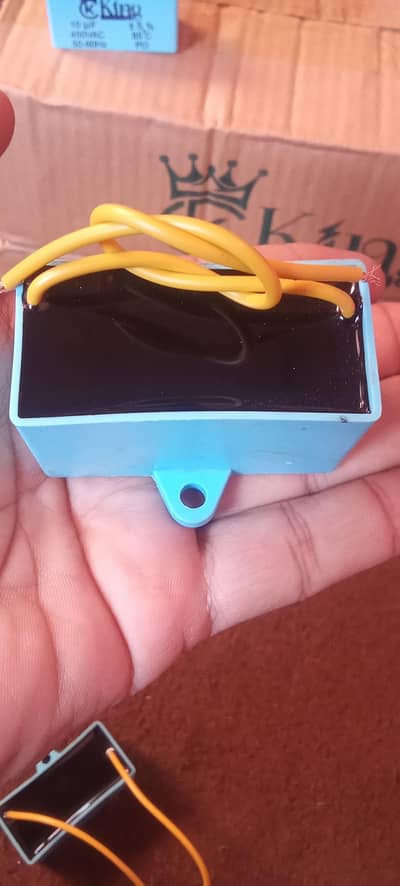 Capacitors on Whole sales Price