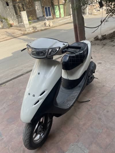 Honda scooty