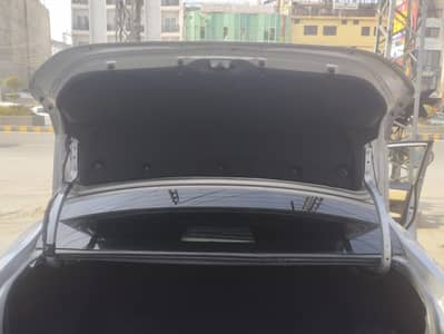 Toyota Corolla GLi 2018 – Excellent Condition | Family Used