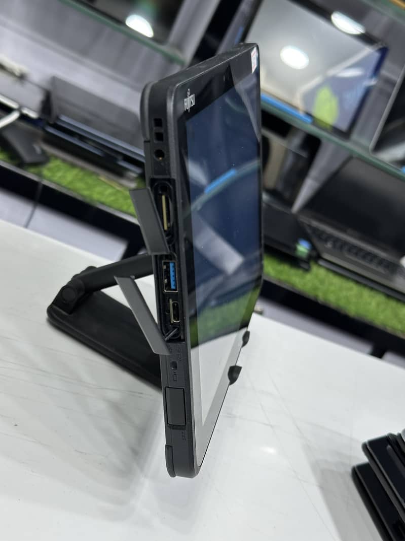 Fujitsu Windows Tab 4