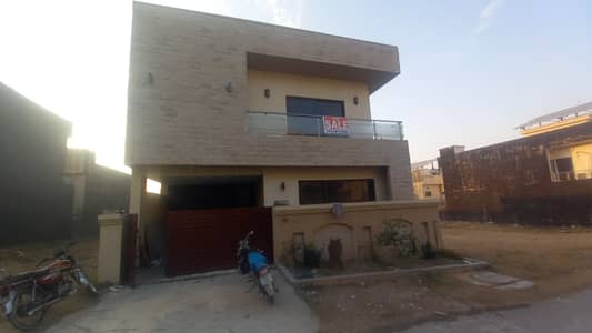 7 MARLA USED HOUSE DOUBLE UNIT