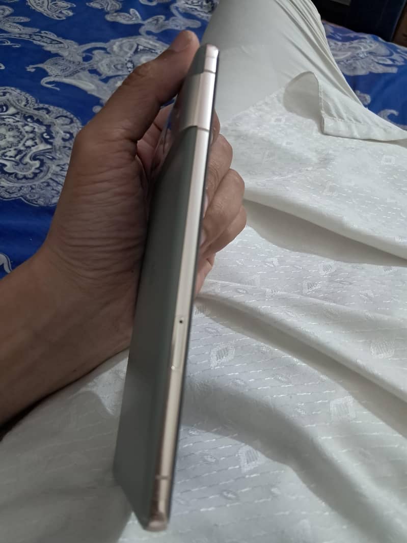 GOOGLE PIXEL 7 PRO 3