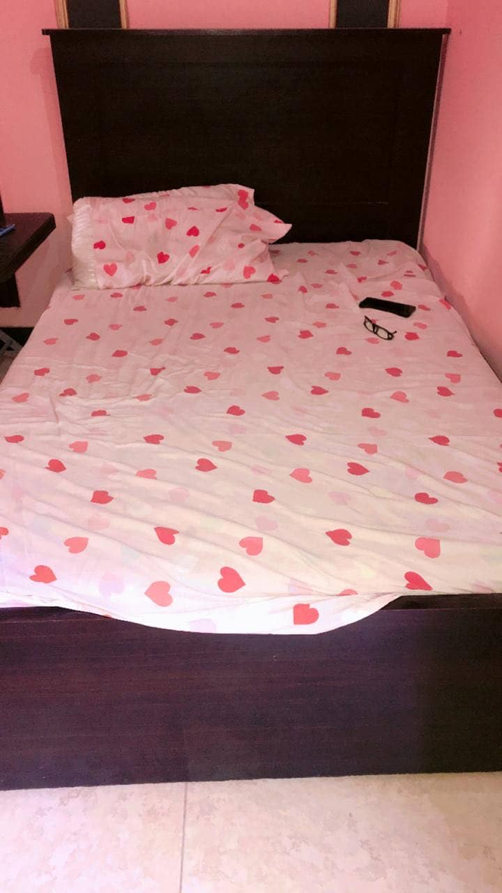 bed room set 0