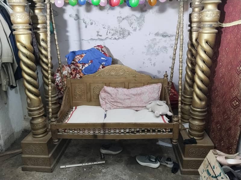 چنیوٹی جھولا ٹوٹل سولڈ 6