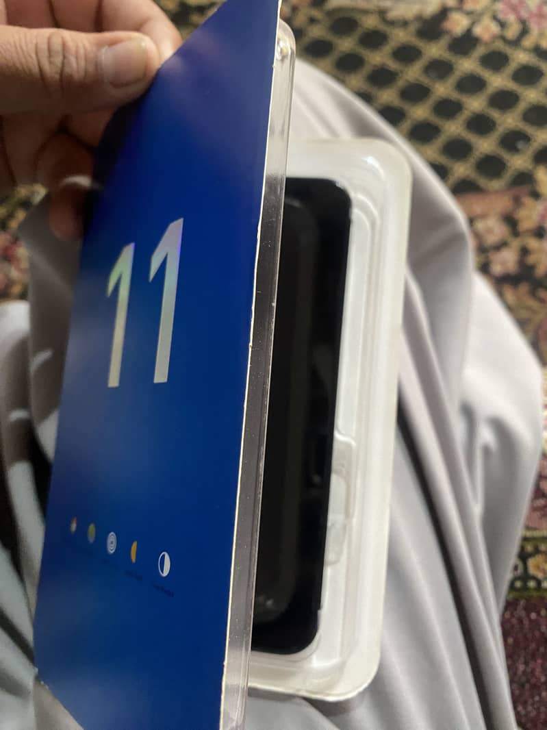 iPhone 11 unit 1