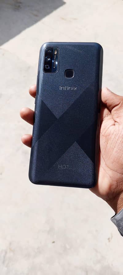 infinix hot 9 play good condition 03702191033