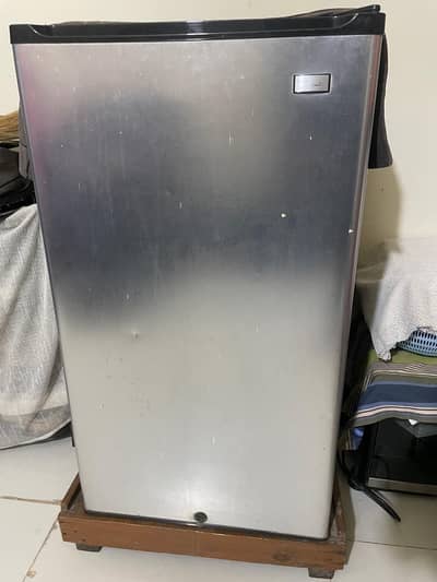 Selling Hair Mini fridge
