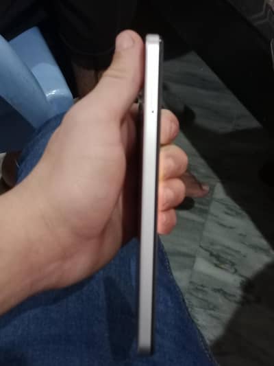 Vivo y04 4Gb 64Gb