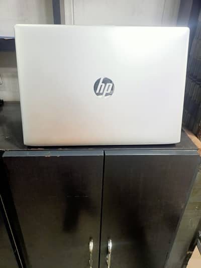 HP PROBOOK 440 G5 i5-8th generation 8GB RAM/256GB SSD