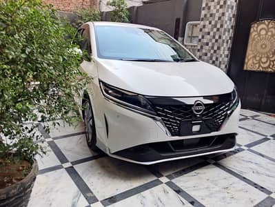 Nissan note X package E-power 1.2 2023