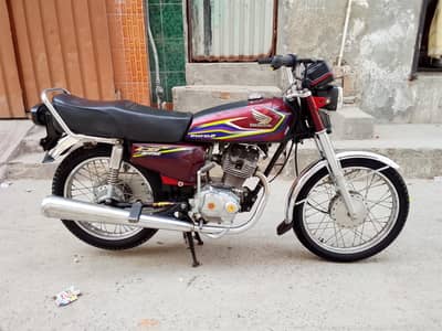 Honda 125 Warranty koi masla ni h paiso ki zaroorat hai