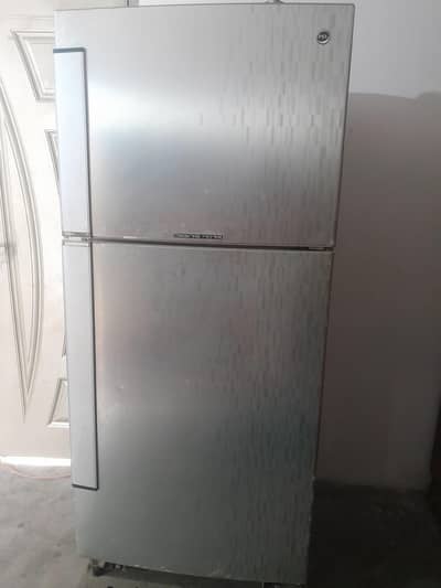 Pel Fridge in a good condition
