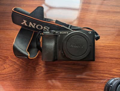 Sony A6300 Mirrorless + 16-50 Lens | Complete Box