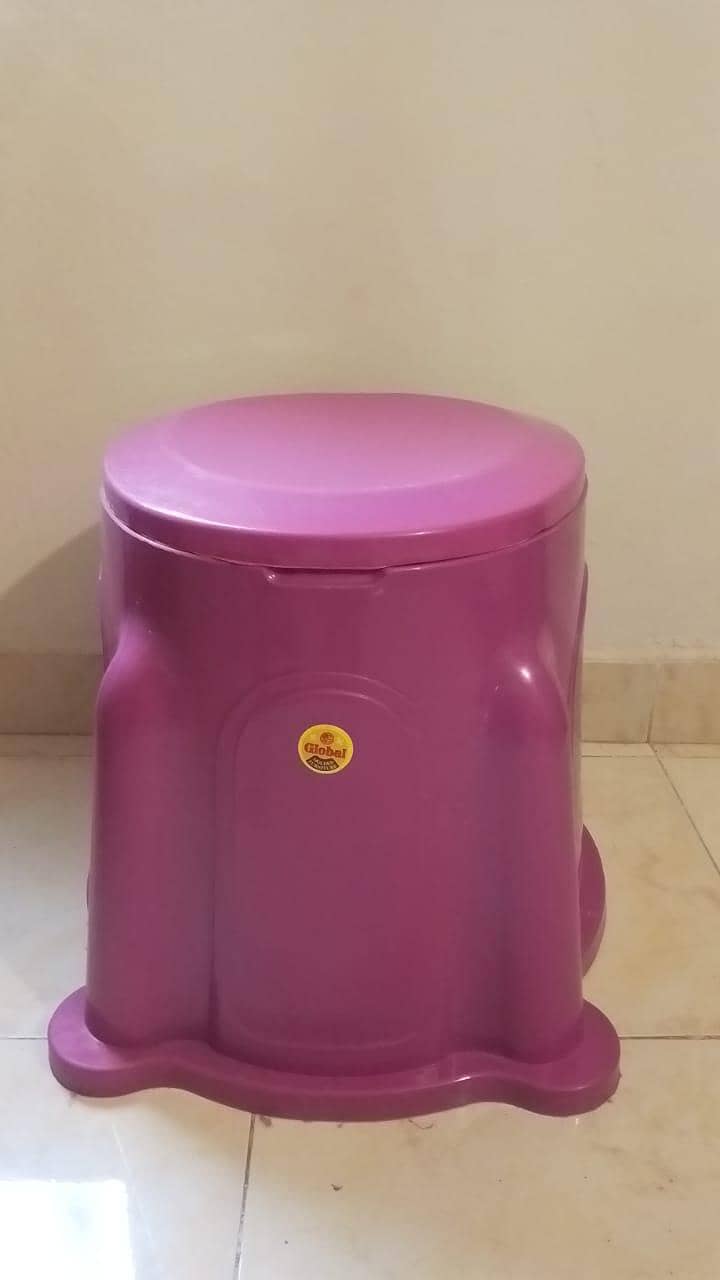 Portable Commode 0