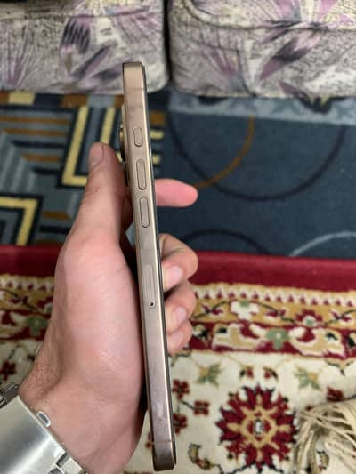 I phone 16 pro max 1 tb Jv 95 health