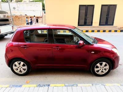 Suzuki Swift DLX 1.3 2012