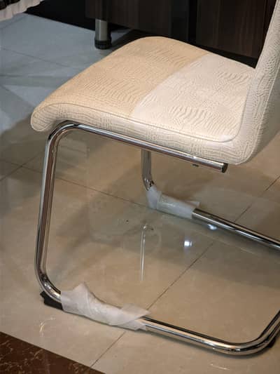 dining table with six chair