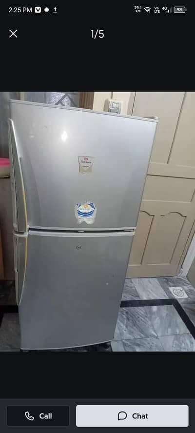 downlance frige good condition