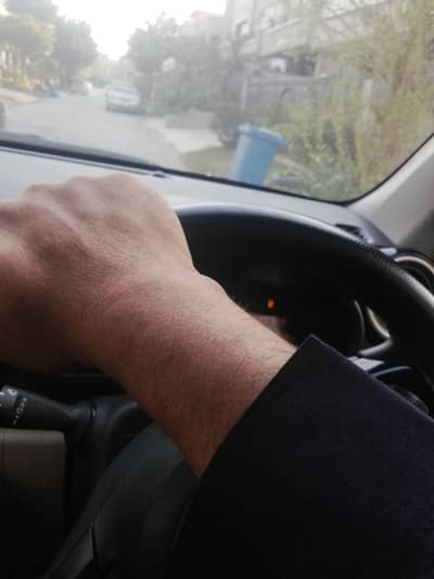 mujhe driver ki job chahie 7 8 sal ka experience hai house par