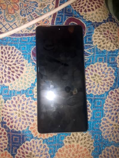 iQOO 9 Pro – 10/10 Condition – Snapdragon 8 Gen 1 – Gaming Beast