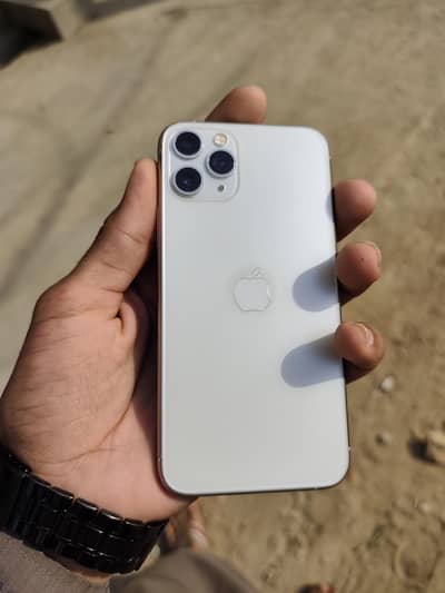 iphone 11 pro . . . 64 GB . . . WHITE colour
